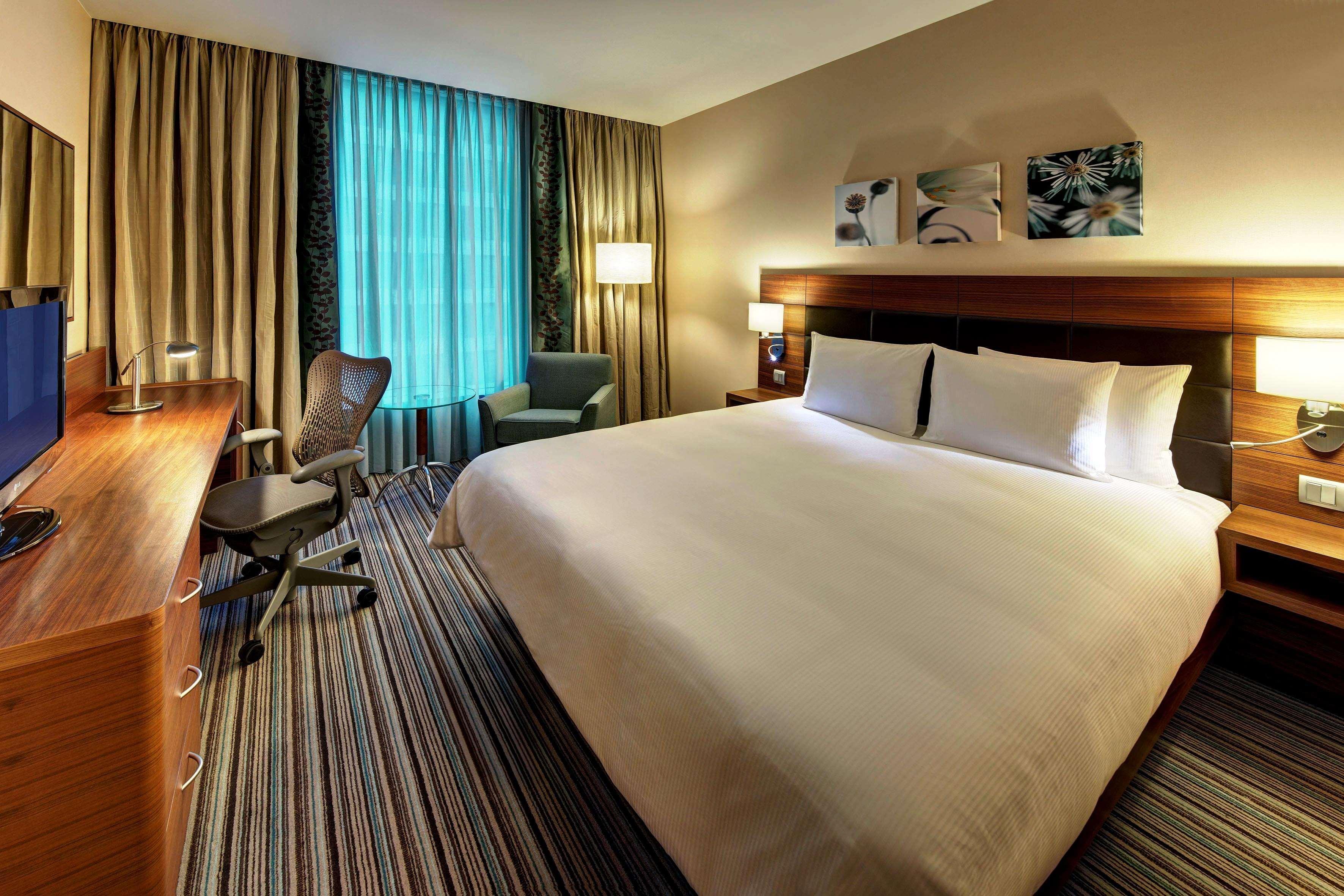 Hilton Garden Inn Hong Kong Mongkok Dış mekan fotoğraf