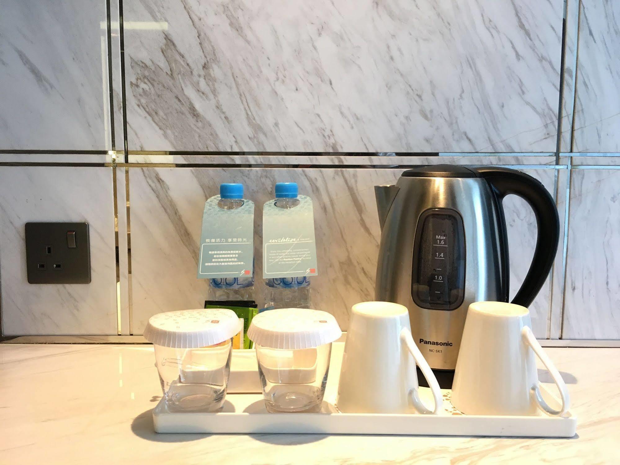 Hilton Garden Inn Hong Kong Mongkok Dış mekan fotoğraf